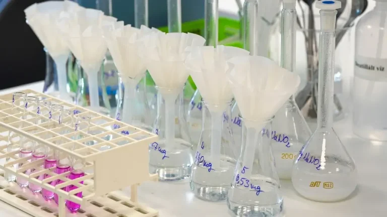 Nyers tej minősítés rendszere a V4 országokban